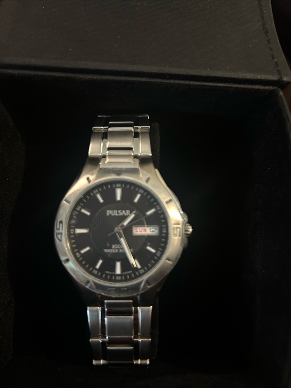 Vintage Pulsar (Seiko) Day - Date Quartz watch VX43-X033. Brand new (1997)